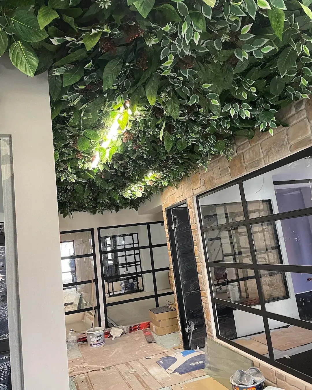 Levent Office Yapay Dikey Bahçe proje listesi kapak görseli